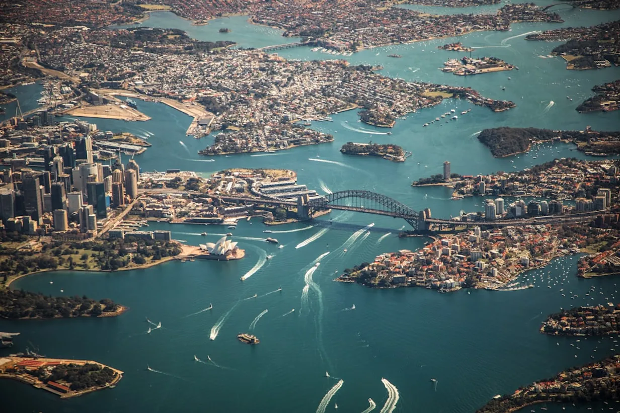 Top Scenic Running Routes in SydneyIllustration