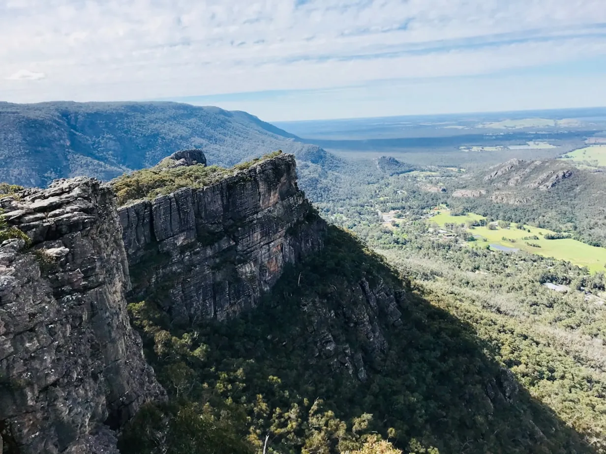 Unforgettable Running Routes in the Grampians for Nature LoversIllustration