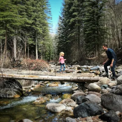 Family Hiking Adventures: Kid-Approved Trails in AustraliaIllustration